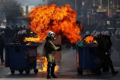 Image for Greeks rally to mark anniversary of deadly 2023 train crash ahead of trial