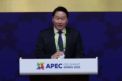 Image for South Korea’s SK Group chairman expects chip wafer shortage to last until 2030, eyes US ADR listing