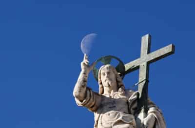 Image for Jesus did not appear on hill in France, Vatican says