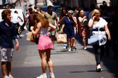 Image for Italy business and consumer confidence fall in September