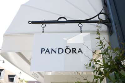 Image for Pandora sticks to US as CEO says demand remains strong