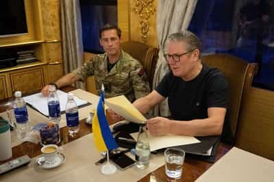 Image for Ukrainian forces to join UK military procession for Victory in Europe anniversary