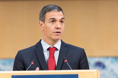 Image for Spain's Sanchez says he fully supports predecessor Zapatero in corruption probe