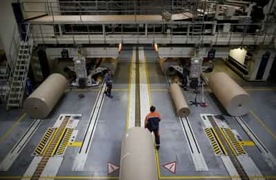 Image for DS Smith flags persisting weak demand after H1 profit fall