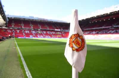 Image for Glazer family members studying Manchester United stake sale, Bloomberg News reports
