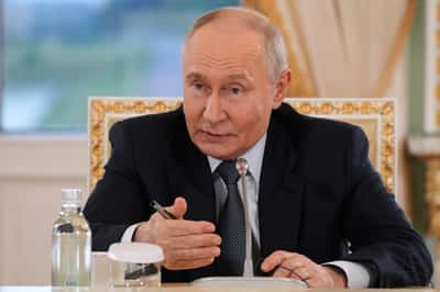 Image for Putin says he currently sees no reason to meet Ukraine's Zelenskiy
