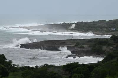 Image for Melissa kills 25 in Haiti, nearly 30 total as hurricane batters Caribbean