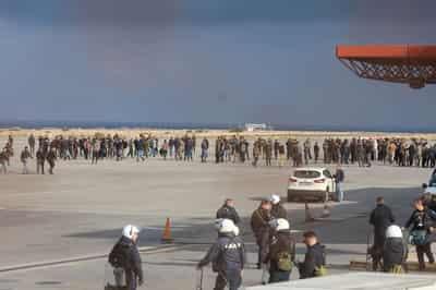 Image for Greek farmers continue nationwide blockades to protest delayed funding