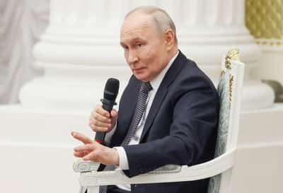 Image for Putin says remark on Ukraine war coming to an end was based on battlefield advances