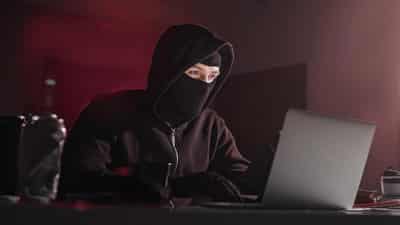 Image for The Four Ways Fraudsters Try to Snag Online Shoppers &#8212; and How You Can Avoid Them