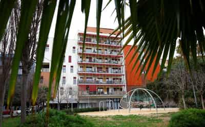 Image for Bank of Spain sees few risks from red-hot housing market