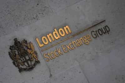 Image for UK stocks drop as investors shun risky bets in turbulent week