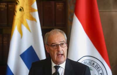 Image for Swiss economy minister signs Mercosur agreement in Brazil