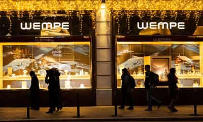 Image for German consumer sentiment brightens modestly as holiday shopping begins