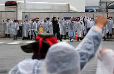 Image for Analysis-South Korea truckers’ win no harbinger of labour market peace