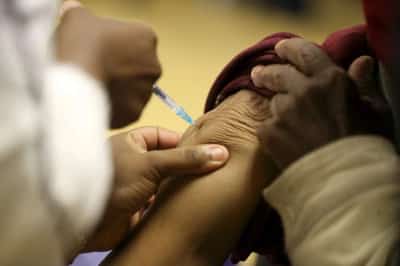 Image for Queue-jumping? Global vaccine shortage imperils Glasgow climate talks