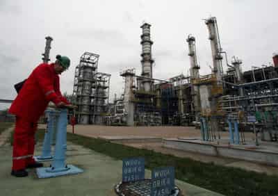Image for April-loading Russian Sokol oil premium rises to over 2-year high-sources