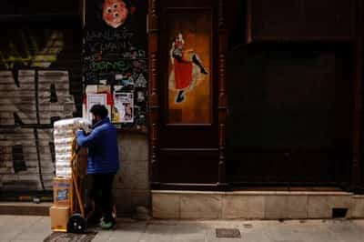 Image for Bank of Spain urges banks to monitor risks, keep provisions amid Ukraine conflict