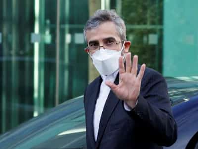 Image for Iran nuclear talks resume with both sides playing down prospects