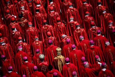 Image for Pope Francis' funeral through the eyes of Reuters photographers