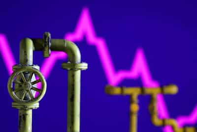 Image for Oil settles 1.6% lower after Gaza ceasefire
