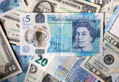 Image for Sterling holds steady as traders watch Iran talks and Japanese yen
