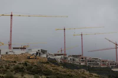 Image for Analysis-Luxury property buyers flock to Spain seeking haven from war, turmoil