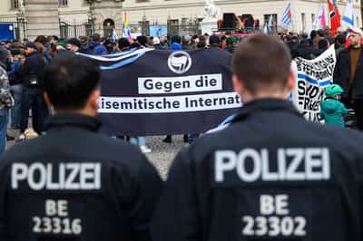 Image for Antisemitic incidents in Germany almost double in 2024, report says