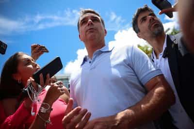 Image for Stronger polls buy Flavio Bolsonaro time on economic team as Brazil race heats up