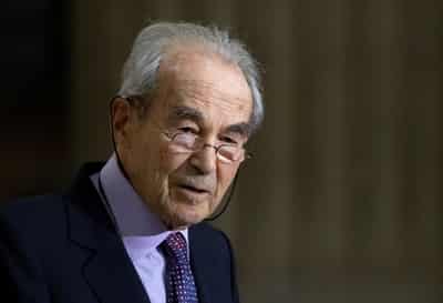 Image for Former French justice minister Badinter's grave desecrated ahead of Pantheon ceremony