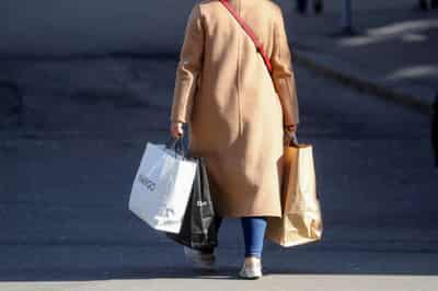 Image for Swiss gov’t expects economic slowdown in 2023 but no recession