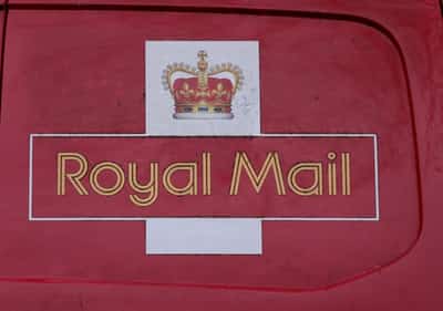 Image for Royal Mail reaches three-year pay deal with workers union