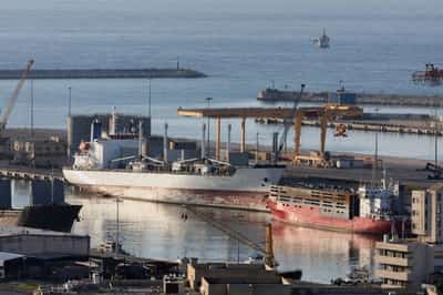 Image for Syria turns to intermediaries for oil imports after low interest in tenders, sources say