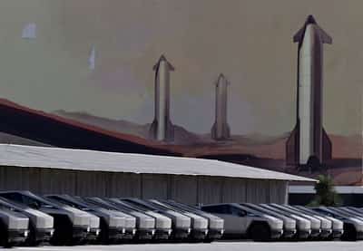 Image for SpaceX's satellite ambitions squeeze out rivals reliant on its rockets