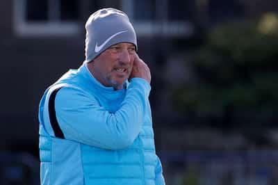 Image for UK sends cricket star Botham to bat for British exports
