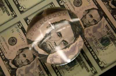Image for Dollar wallows as traders reassess taper timing; cryptocurrencies tumble