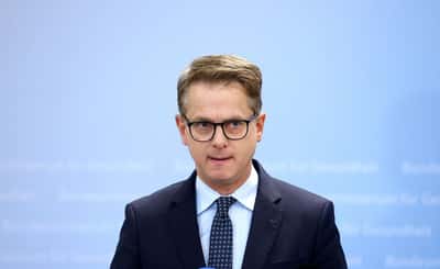Image for German cabinet approves long-term care insurance reform