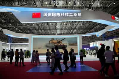 Image for China vaunts air power, civil growth at Zhuhai show