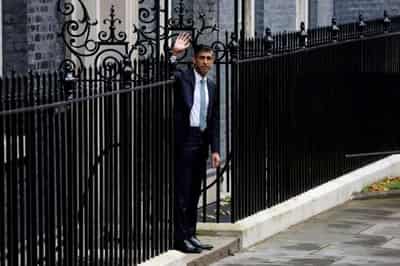 Image for Analysis-Britain’s finance bosses hope Sunak steadies ship after market chaos