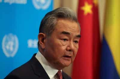 Image for China's foreign minister discusses trade balance with EU lawmakers
