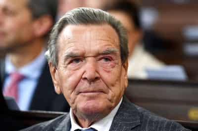 Image for EU ministers reject Putin's idea of role for Schroeder in future security talks