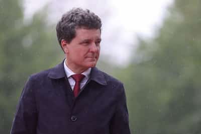 Image for Romania must approve credible plan to lower deficit by end-June, president says