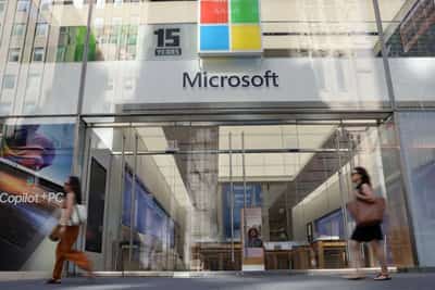 Image for Microsoft's cloud outlook knocks shares, Meta rises on AI payoff signs
