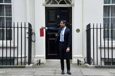 Image for UK offers &#8216;super deduction&#8217; to temper 25% corporation tax hike