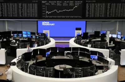 Image for Dollar gains, stocks falter after U.S. inflation data