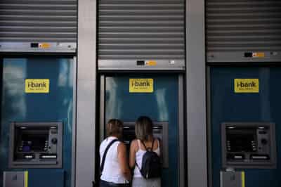 Image for Greece to increase minimum wage again, before election