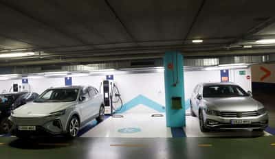 Image for Europe EV sales outpace forecasts as BEV share hits 30.5%