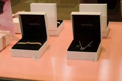 Image for Pandora&#8217;s jewellery sales surge on U.S. stimulus packages