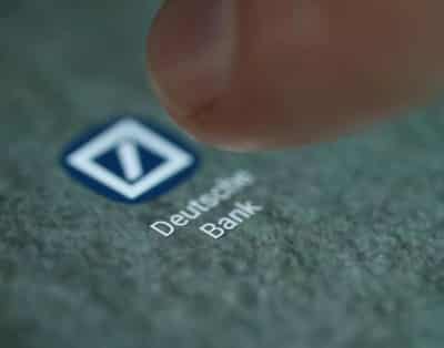 Image for German prosecutors search Deutsche Bank HQ in tax fraud probe