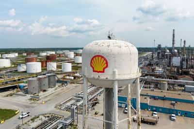 Image for Shell to take 30% stake in Equinor's Bay du Nord oil project in Canada